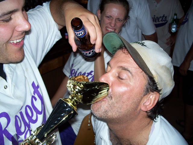 Kenny goes low for 12 fluid ounces of victory